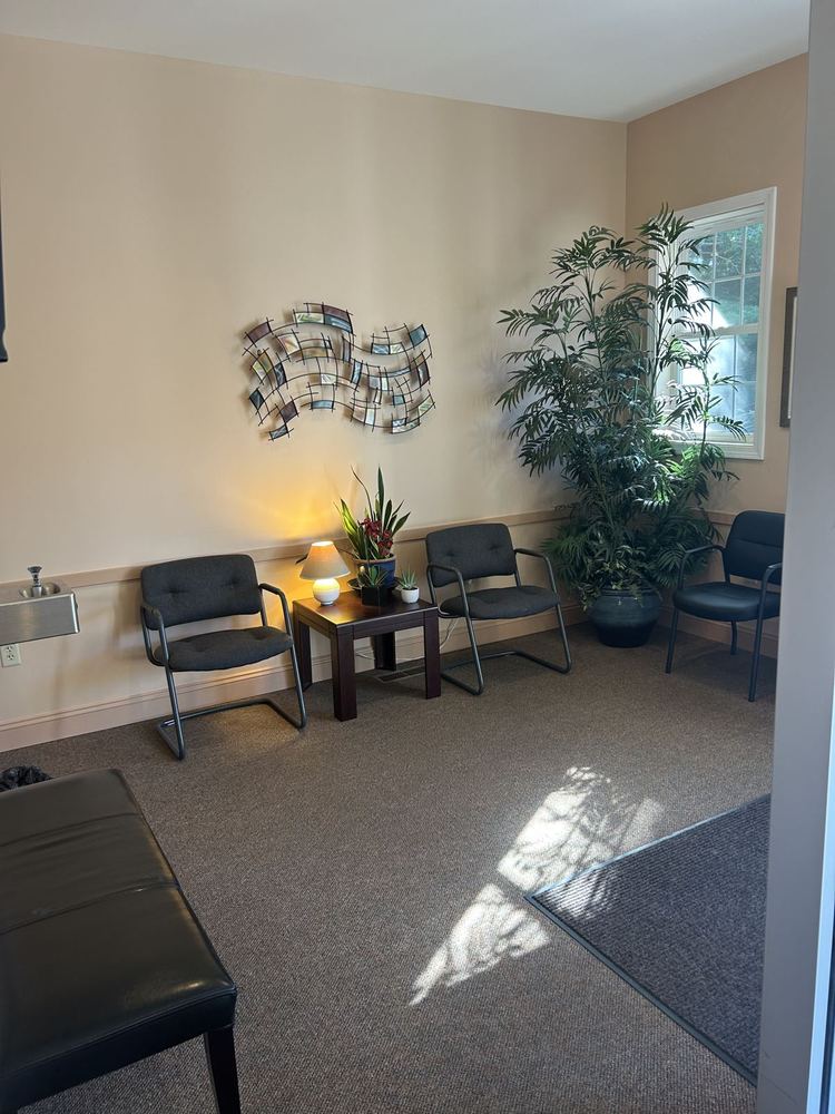 Waiting room at Cape Diagnostic Imaging